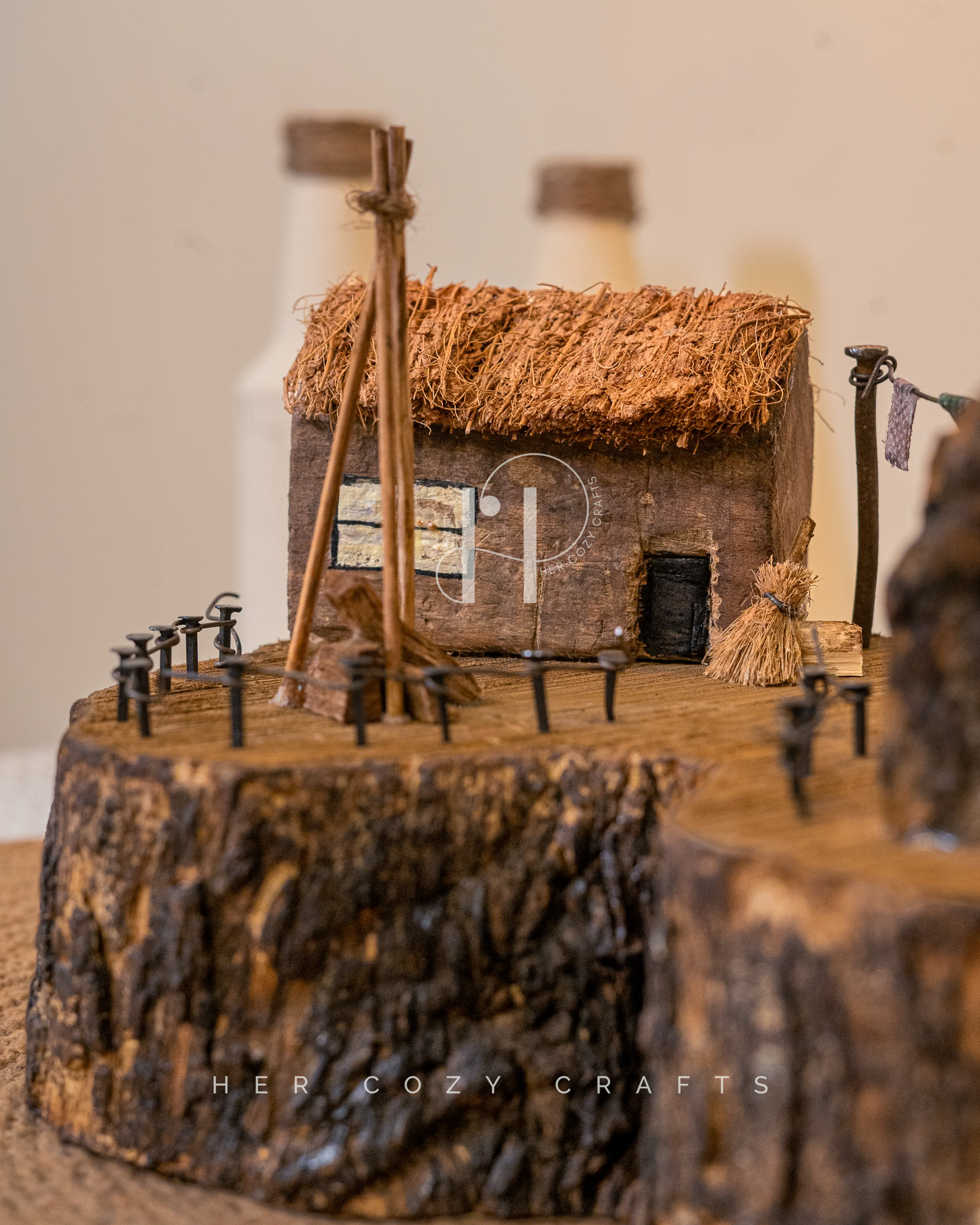 Cottage Line Lamp - Driftwood table lamp with tiny clothesline and hut - Image 3