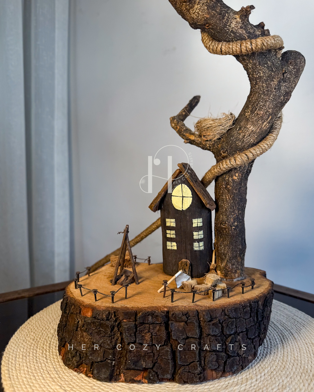 Z Curve Lamp — Angled branch with lantern and neat fence yard - Image 6